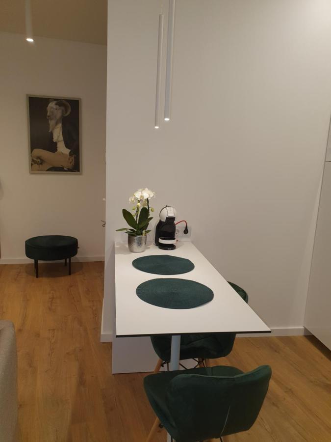 Smaragdo Apartamentai 考纳斯 外观 照片