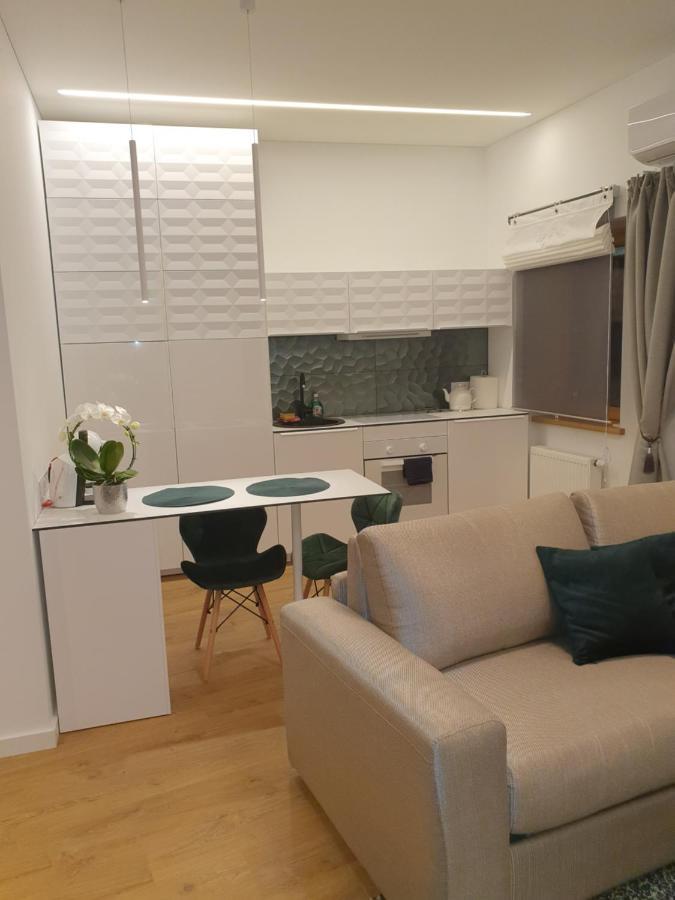 Smaragdo Apartamentai 考纳斯 外观 照片